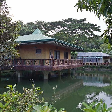 Villa Del Carmen Resort And Restaurant Bulacan Esterno foto